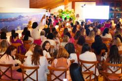 Galeria de Fotos - FOTOS - 1º Encontro Eu & Elas - Outubro Rosa