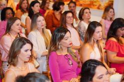 Galeria de Fotos - FOTOS - 1º Encontro Eu & Elas - Outubro Rosa
