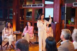 Galeria de Fotos - FOTOS - 1º Encontro Eu & Elas - Outubro Rosa