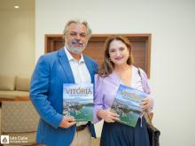 Galeria de Fotos - FOTOS - Coquetel de Lançamento do Livro de 80 Anos
