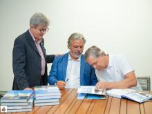 Galeria de Fotos - FOTOS - Coquetel de Lançamento do Livro de 80 Anos