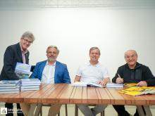 Galeria de Fotos - FOTOS - Coquetel de Lançamento do Livro de 80 Anos