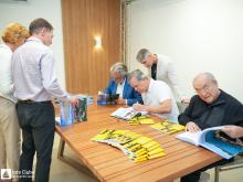 Galeria de Fotos - FOTOS - Coquetel de Lançamento do Livro de 80 Anos