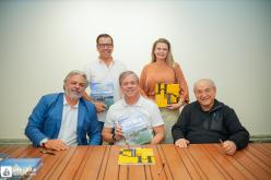 Galeria de Fotos - FOTOS - Coquetel de Lançamento do Livro de 80 Anos