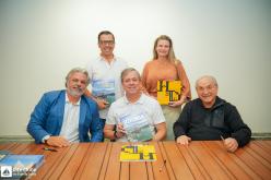 Galeria de Fotos - FOTOS - Coquetel de Lançamento do Livro de 80 Anos